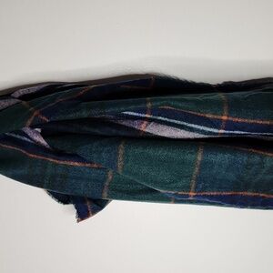 NWT 🧣plaid 💚💙 Style & Co. Scarf warm and cozy Polyester